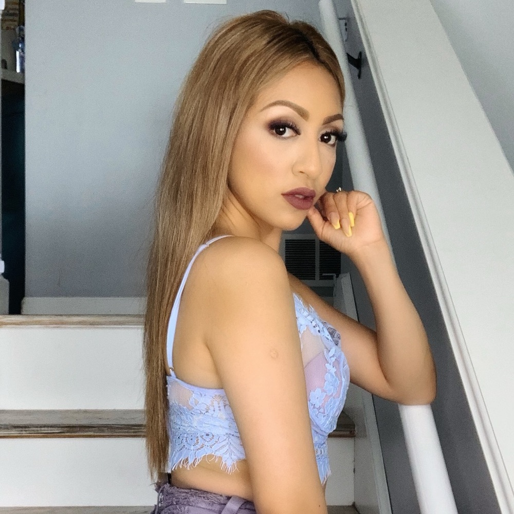 Blue Crop Top - Picture 2 of 3
